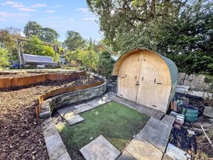 Shepherds Hut / Shed- click for photo gallery